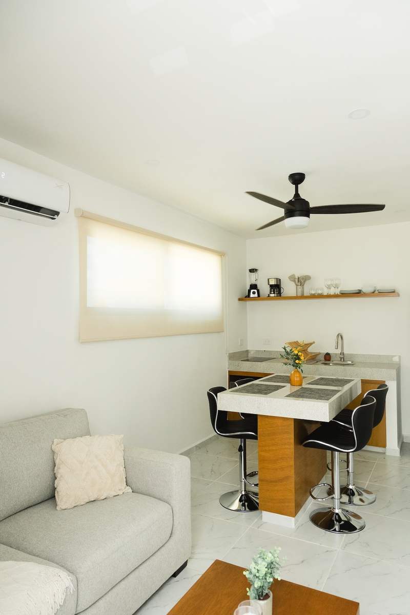 Cocina integrada y sala